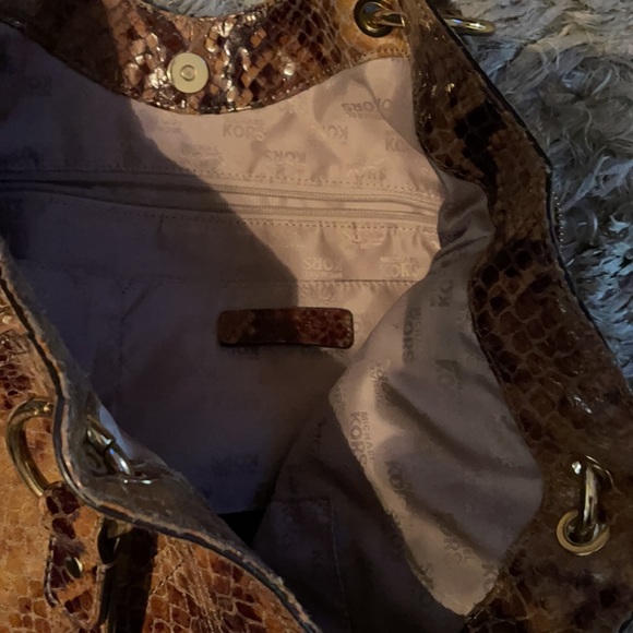 Michael Kors Authentic snake skin bag - Picture 3 of 3